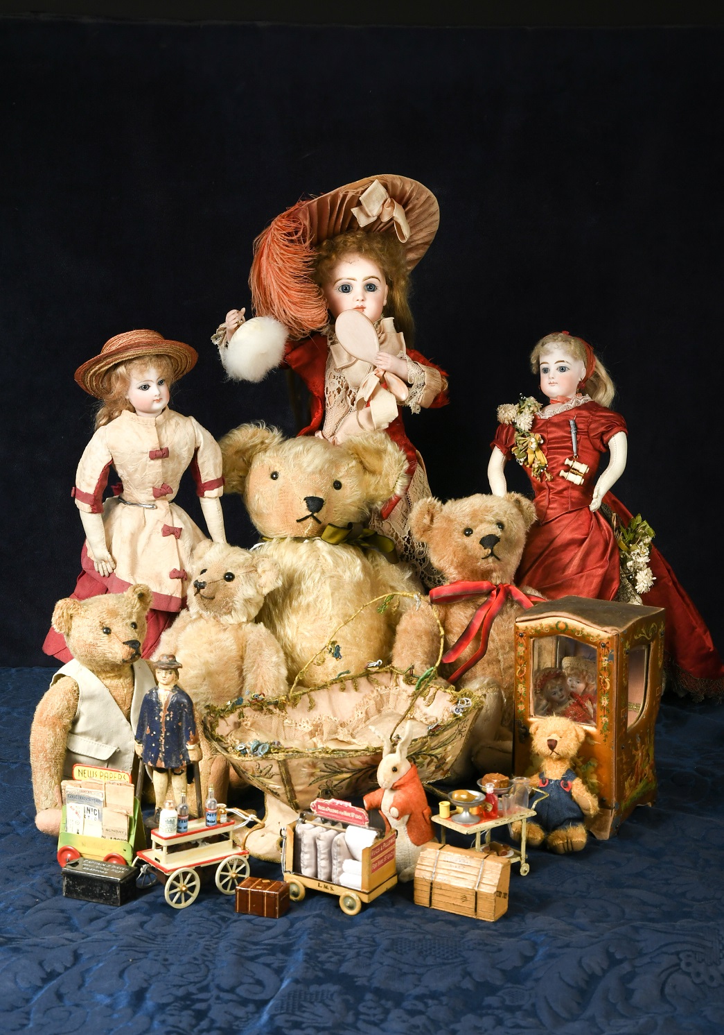 Teddy Bears & Dolls - Timed Online - to include the Eve Clarke Collection